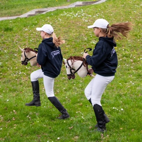 Skippi Hobby Horse z kantarem - Biszkopt - A3 HH - prezent na dzień dziecka Skippi
