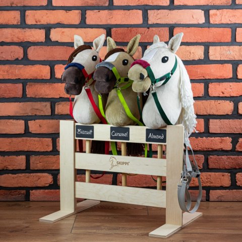 Skippi Hobby Horse z kantarem - Karmel - A3 HH - prezent na dzień dziecka Skippi